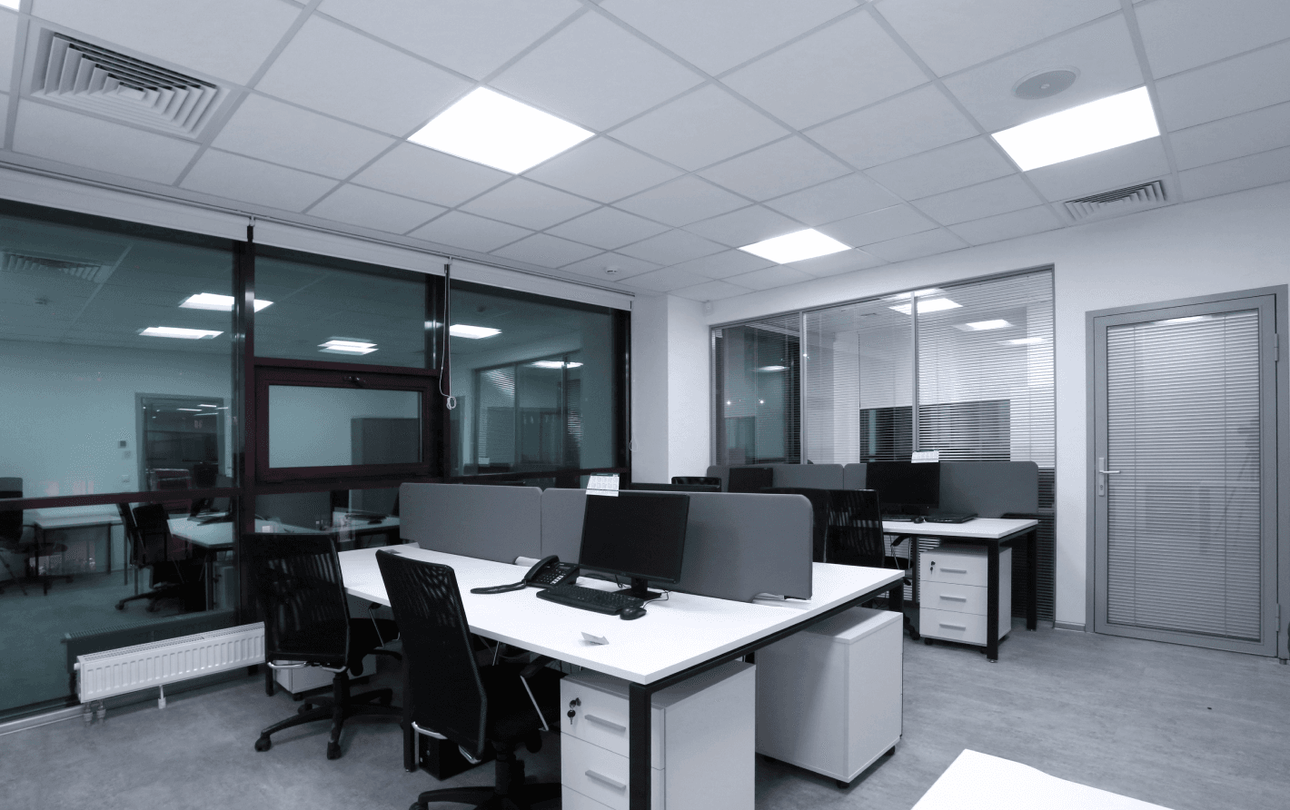 офисы сотрудников - проектирование освещения от компании Световые Технологии